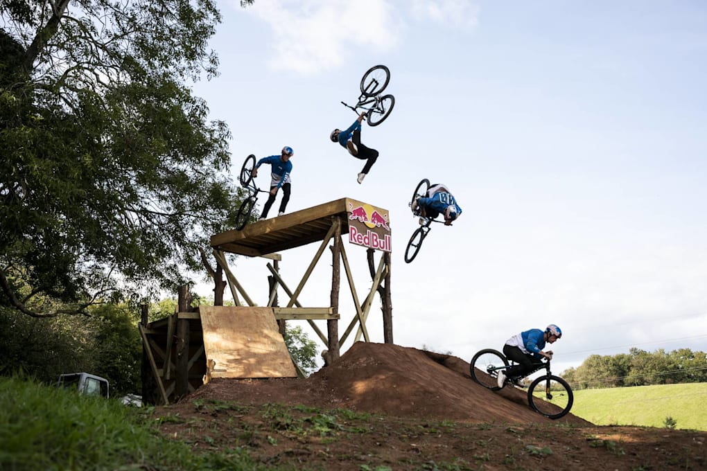 Ήταν νευρικός, γιατί προσπαθεί να βγάλει κόλπα που δεν έχουν ξαναγίνει