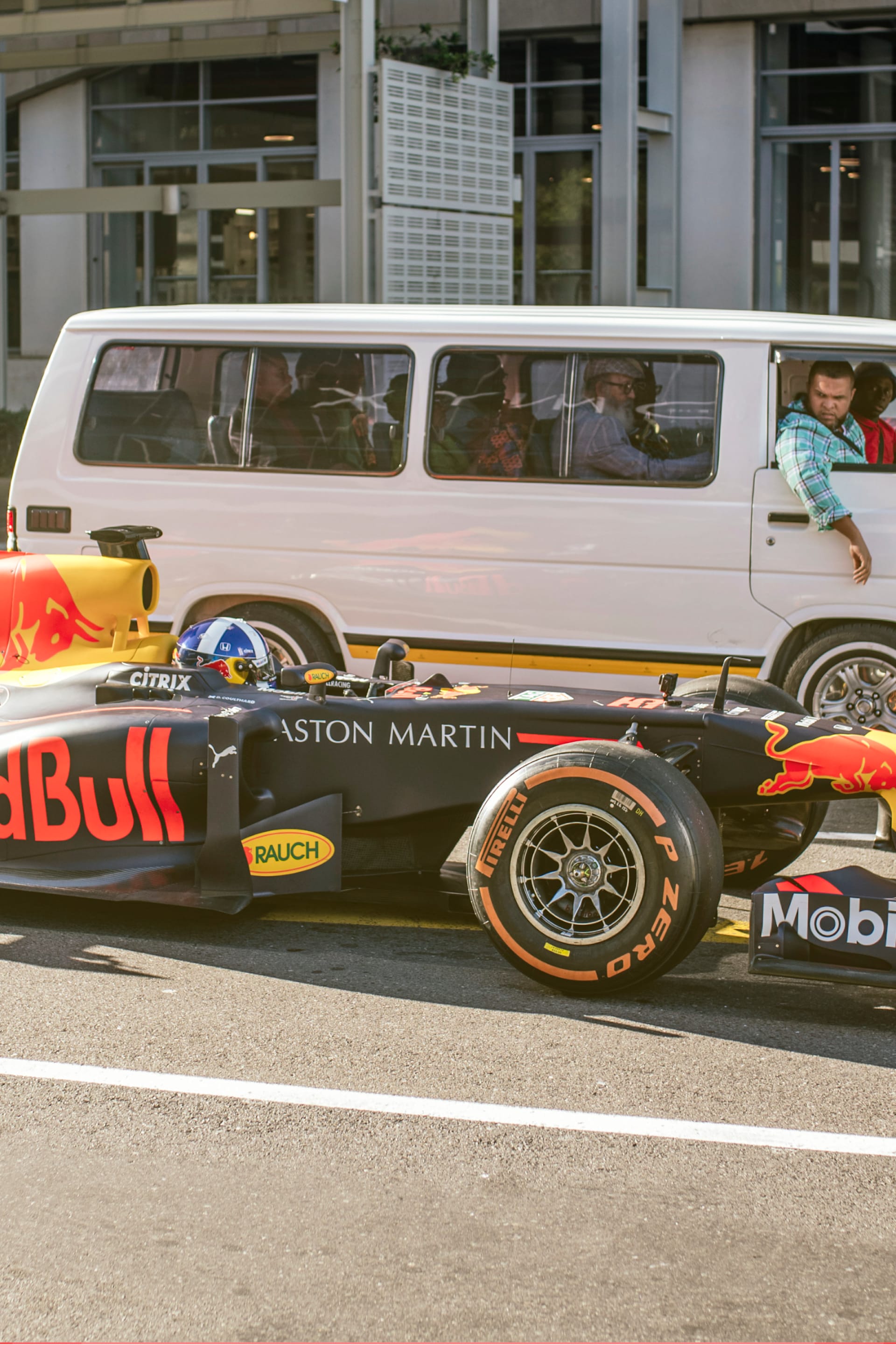 Oracle Red Bull Racing back in Africa: Showrun in Joburg