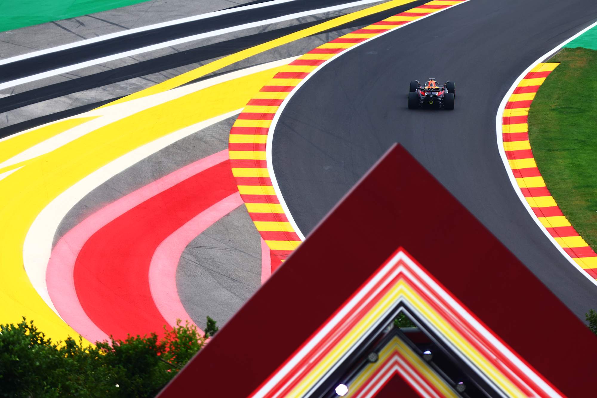 【Christian Dela Rosa】Red Bull Racing Talking Bull Feat. Christian Horner's Deep Dive: Oracle Red