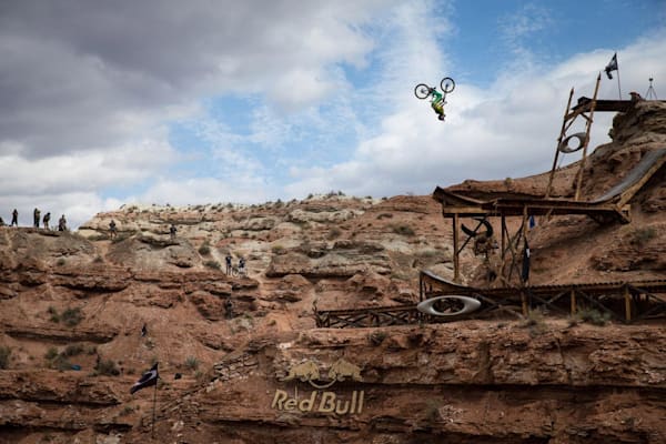 Red Bull Rampage 2013: Cam Zink's Sender Backflip