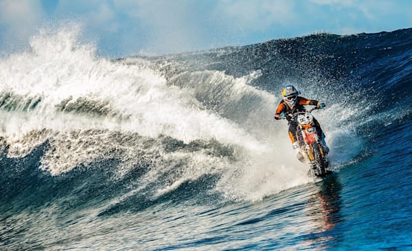 Robbie Maddison Pipe Dream Moto Surf
