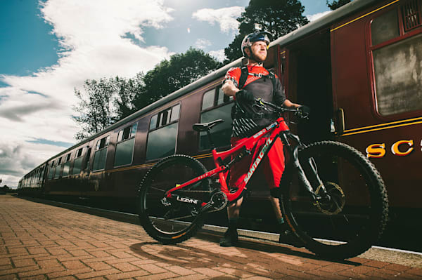 Danny Macaskill s Santa Cruz 5010 CC