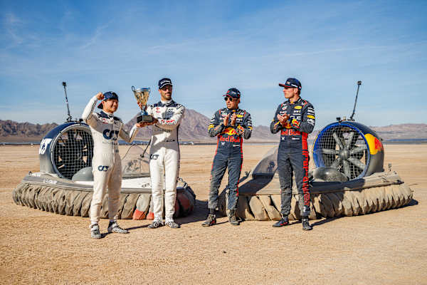f1-drivers-las-vegas-desert
