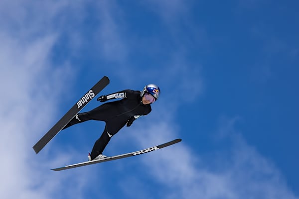 sara-takanashi-red-bull-ski-