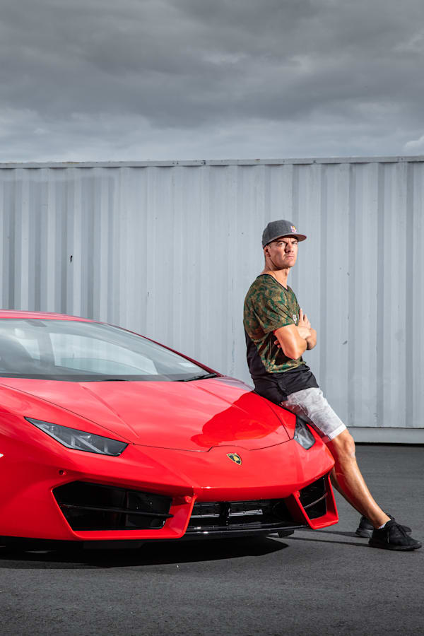Drift Lamborghini S1 E1: Planning his dream car – video