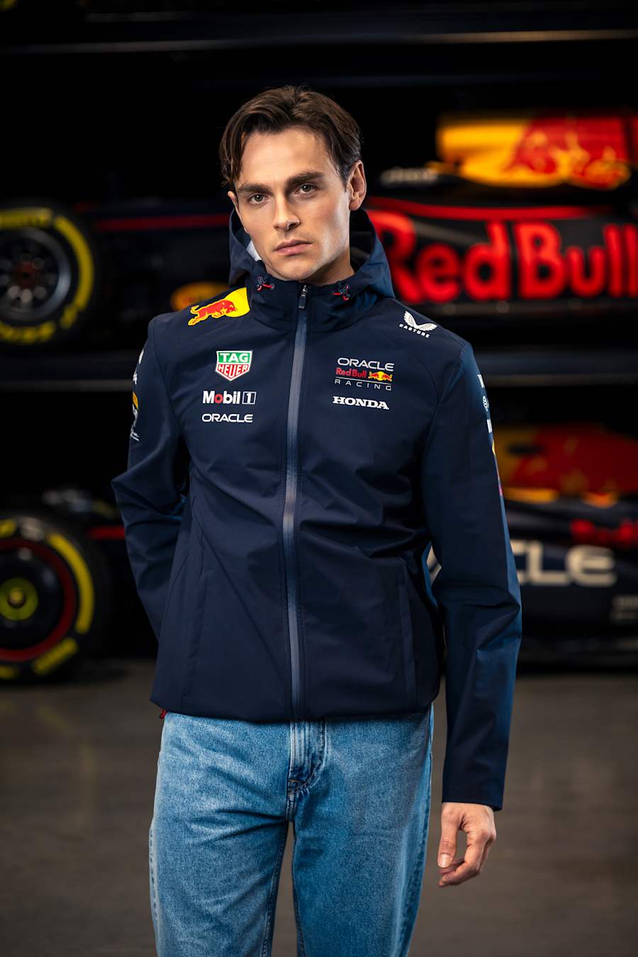 oracle-red-bull-racing-castore
